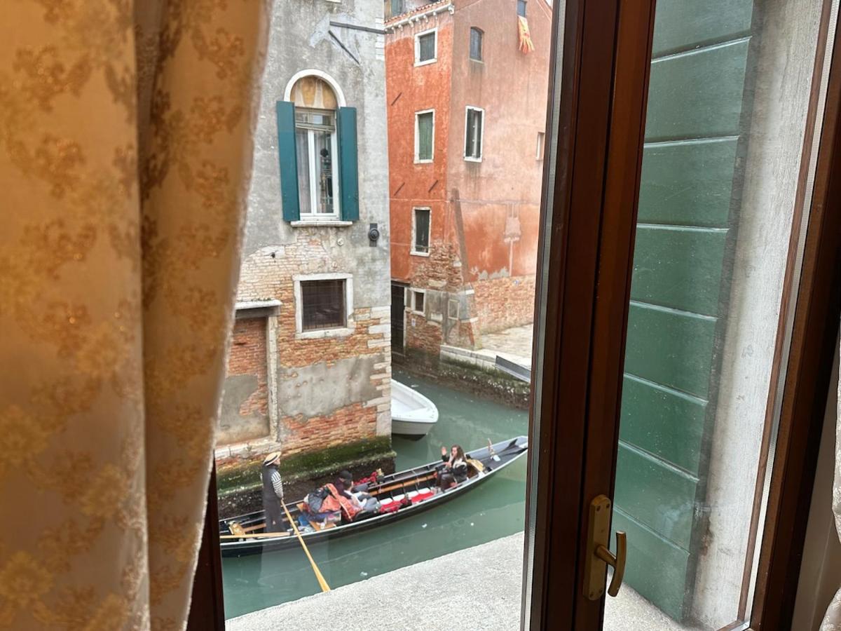 Apartamento Campo San Polo Canal View *